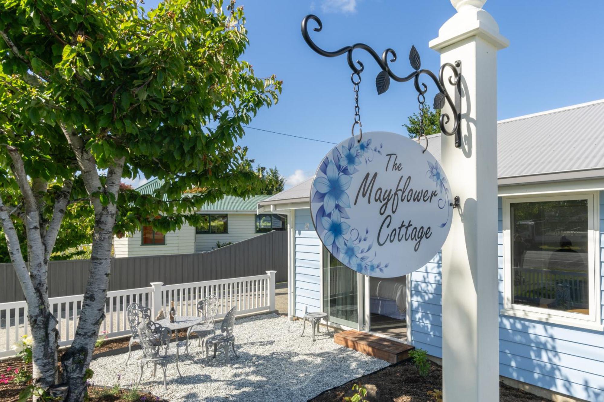 The Mayflower Cottage Те Анау Екстериор снимка
